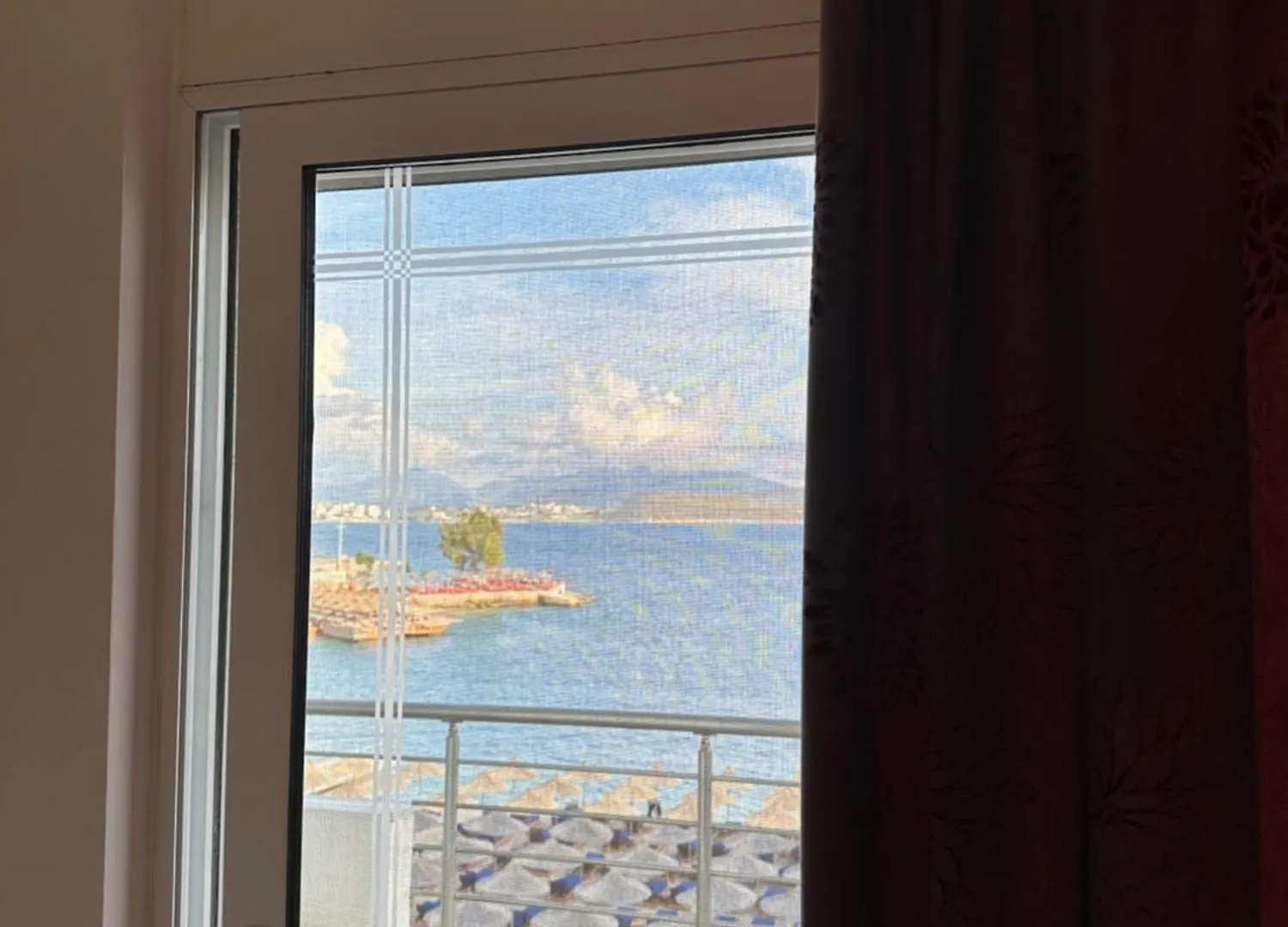 Aqua Apartments Seaview Sarande Albania