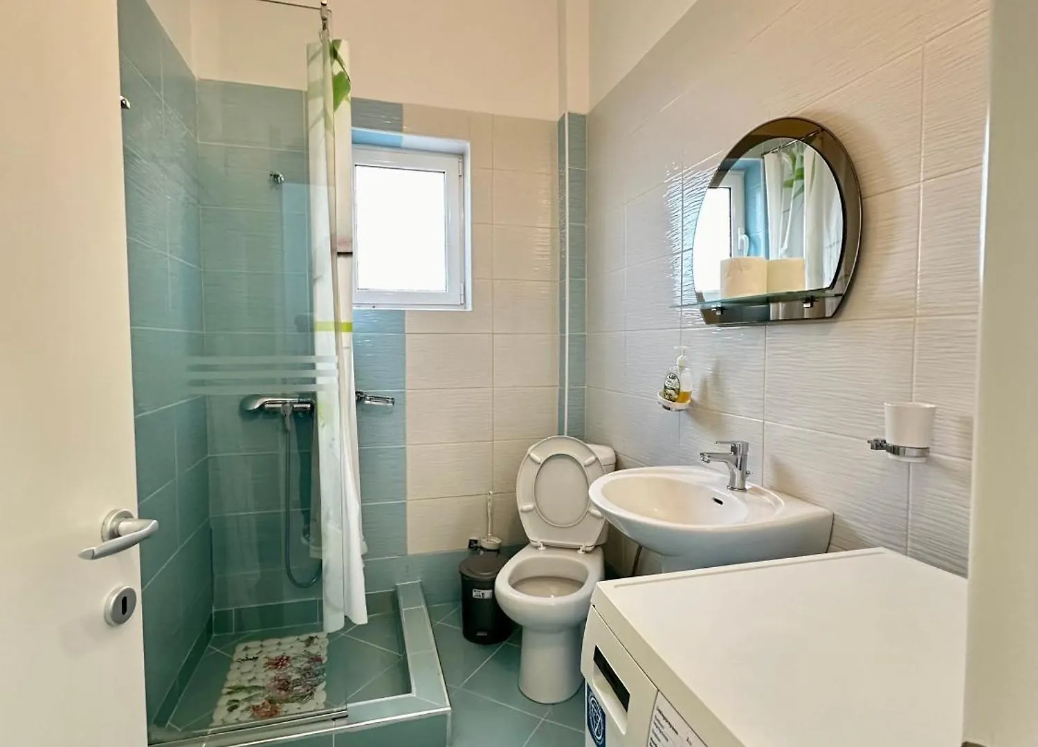Aqua Apartments Seaview Sarande Albania