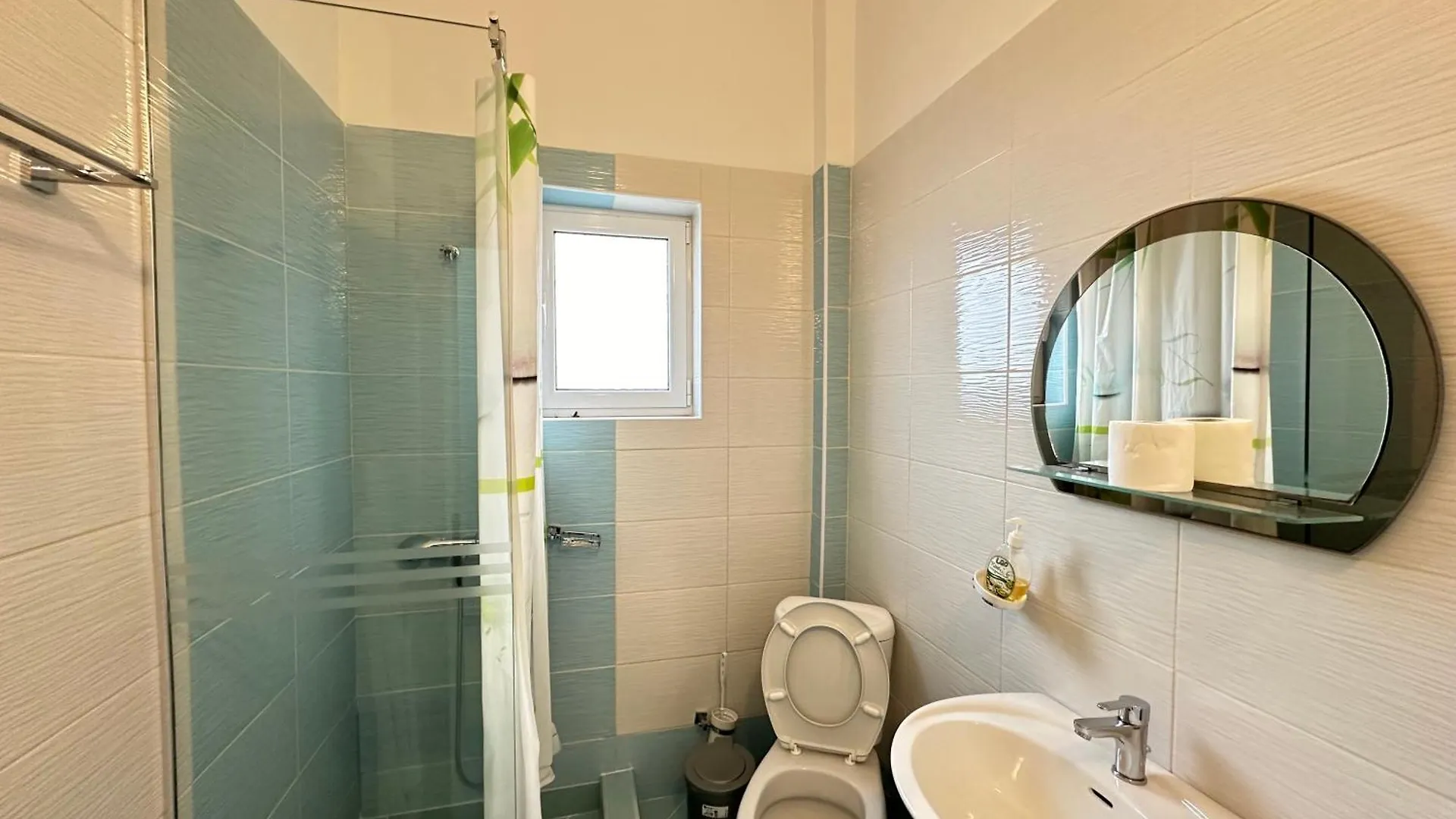 Aqua Apartments Seaview Sarande 0*,