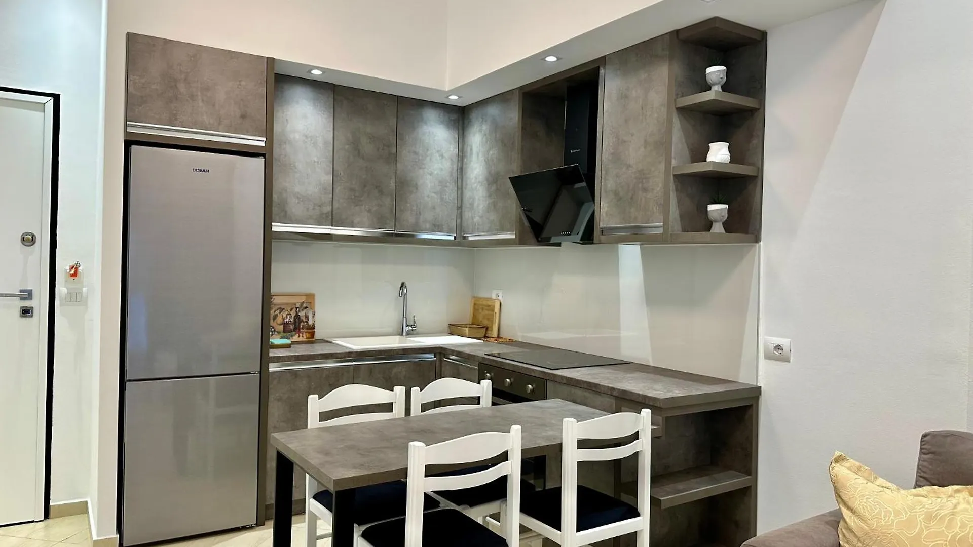 Aqua Apartments Seaview Sarande