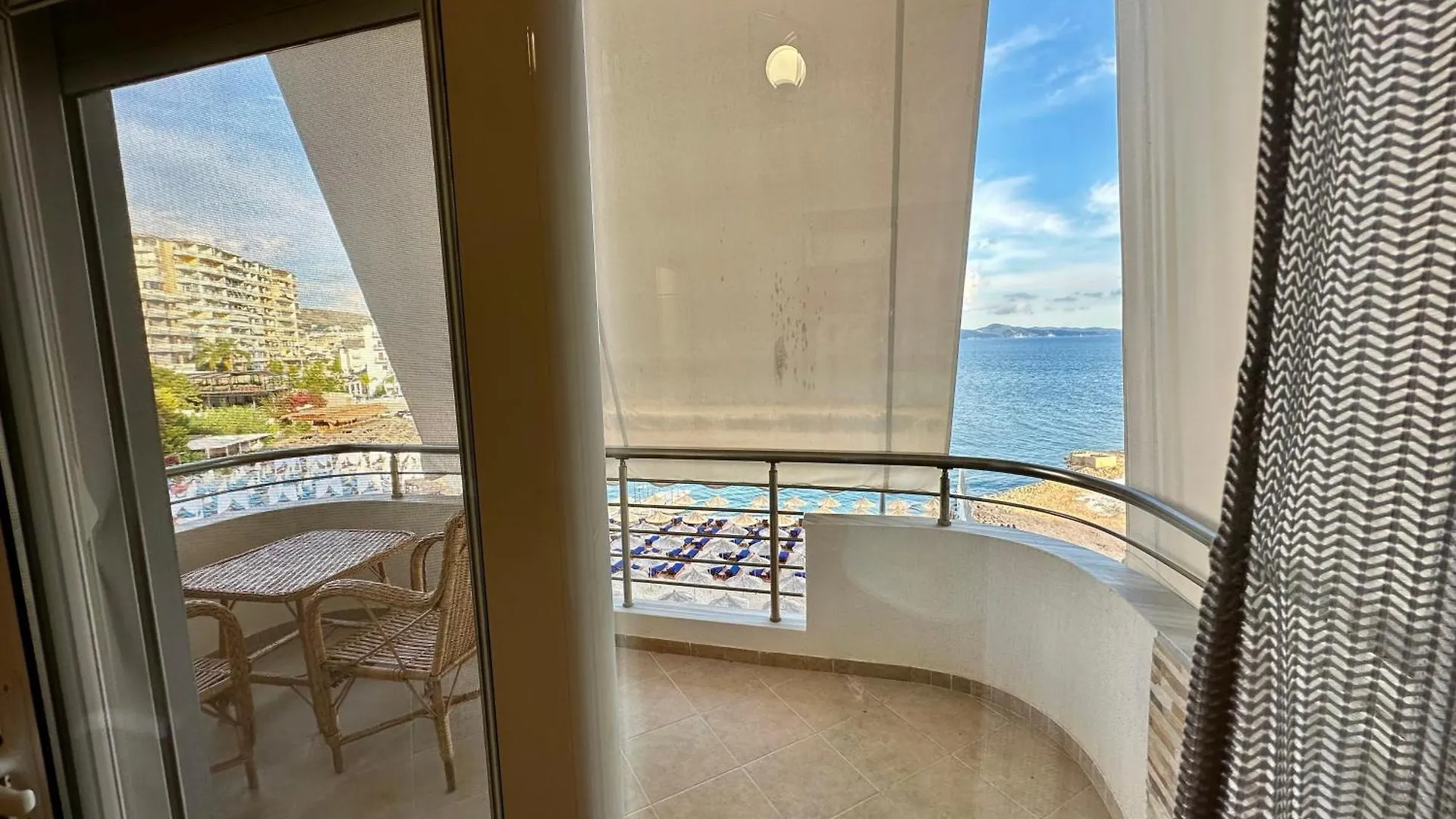 Aqua Apartments Seaview Sarande Albania