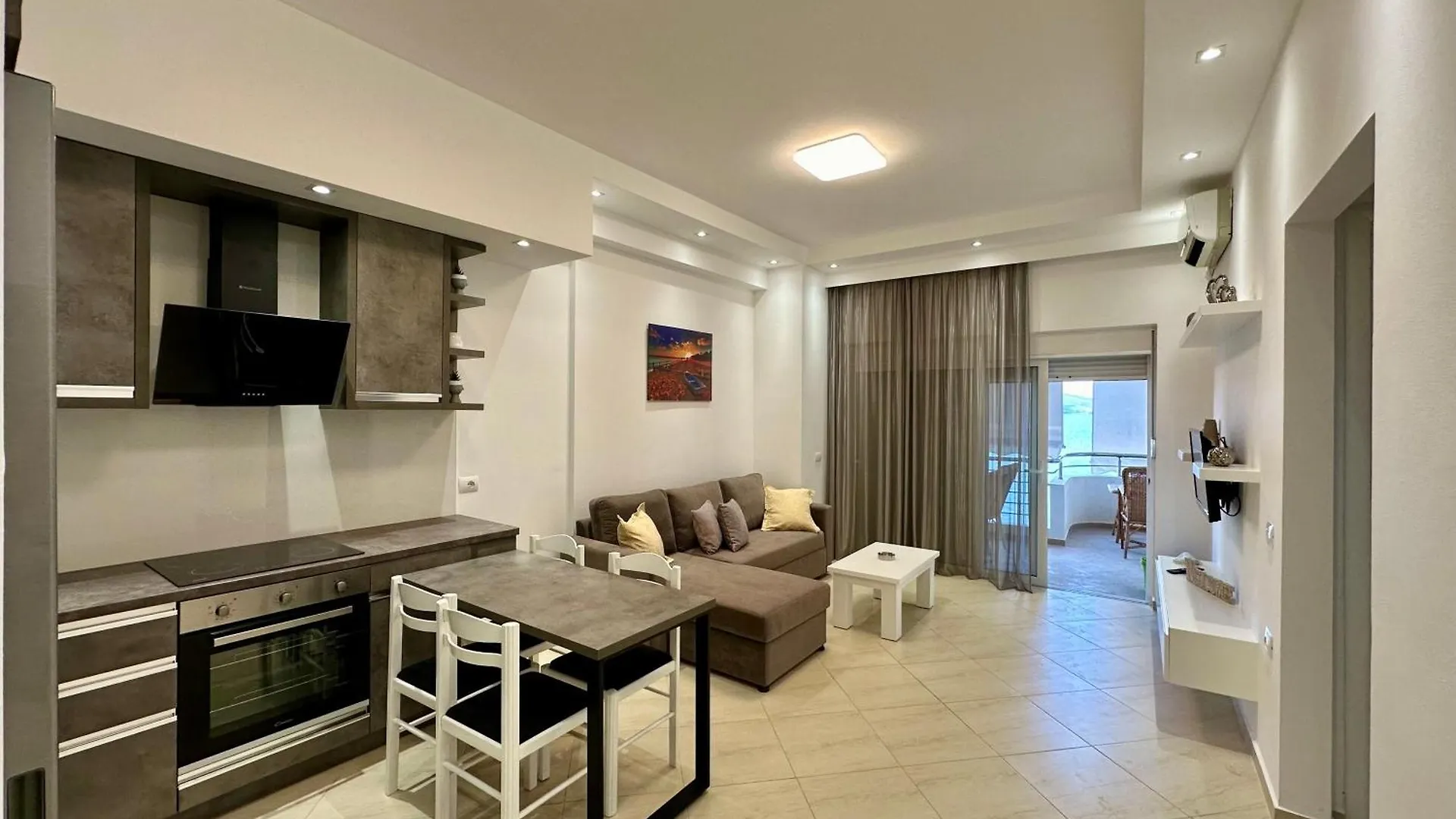 Aqua Apartments Seaview Sarande 0*,  Albania