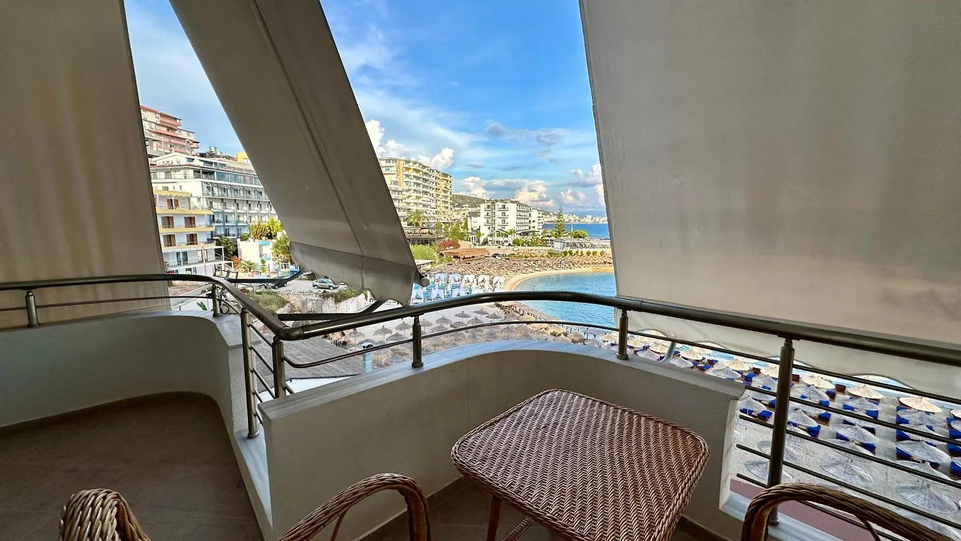Aqua Apartments Seaview Sarande