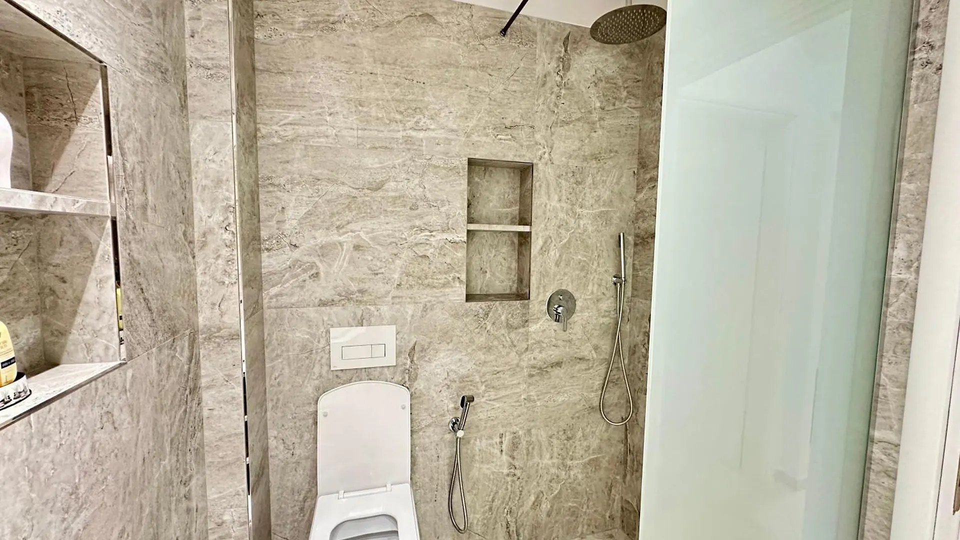Aqua Apartments Seaview Sarande