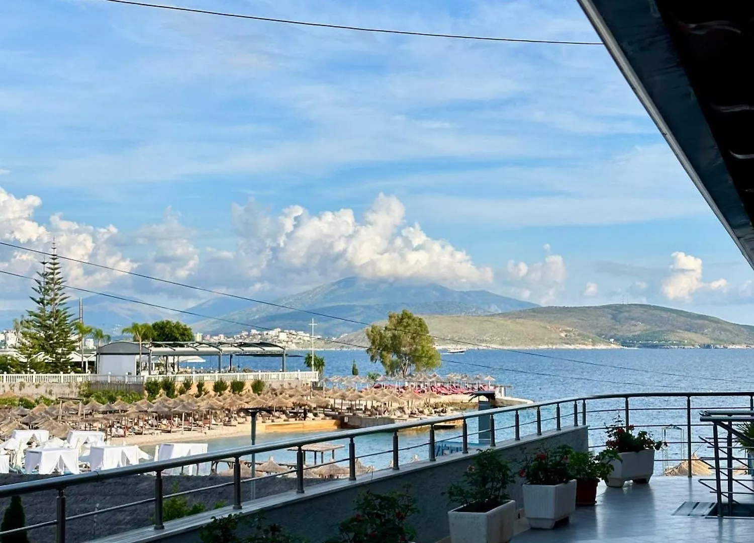 Aqua Apartments Seaview Sarande 0*,