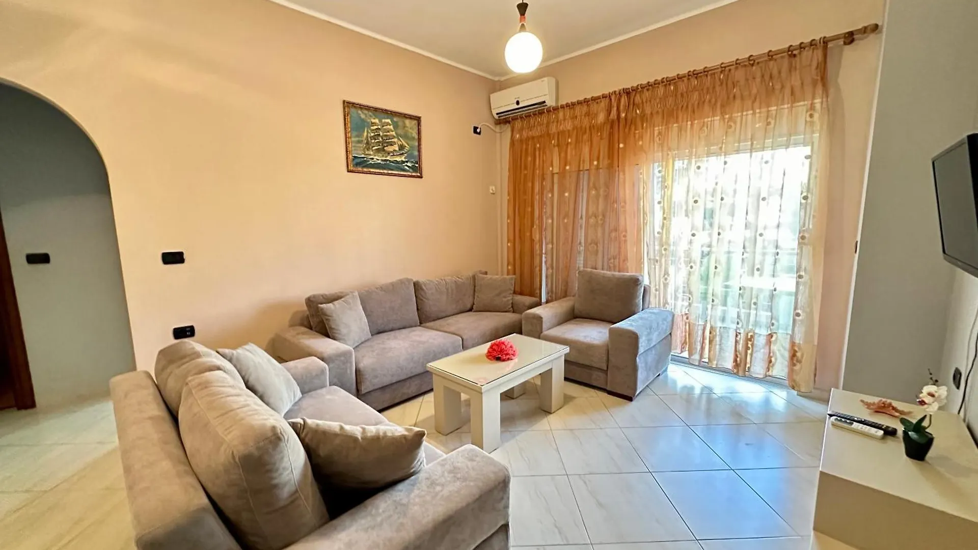 Aqua Apartments Seaview Sarande